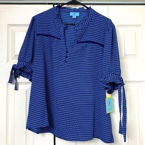 BNWT CeCe Navy Blue tie sleeve geometric blouse.